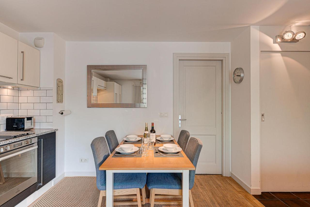 Apartment Cosmiques - Alpes Travel - Central Chamonix - Sleeps 4 المظهر الخارجي الصورة