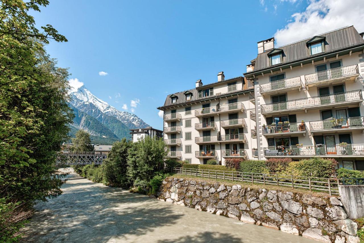 Apartment Cosmiques - Alpes Travel - Central Chamonix - Sleeps 4 المظهر الخارجي الصورة