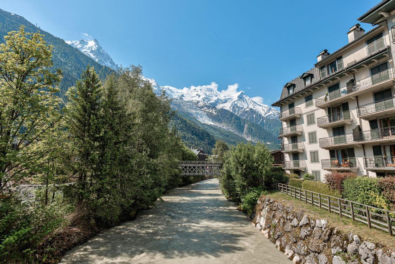 Apartment Cosmiques - Alpes Travel - Central Chamonix - Sleeps 4 المظهر الخارجي الصورة