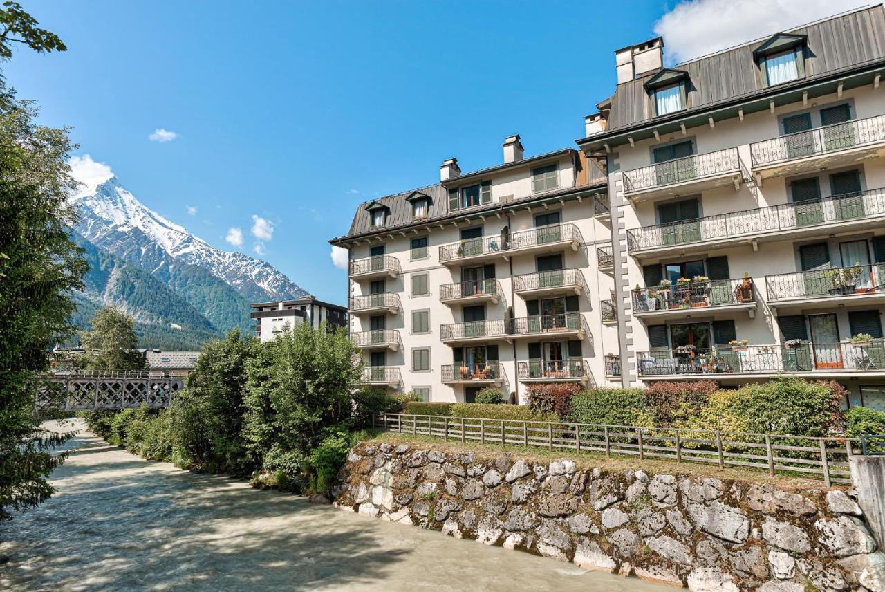 Apartment Cosmiques - Alpes Travel - Central Chamonix - Sleeps 4 المظهر الخارجي الصورة