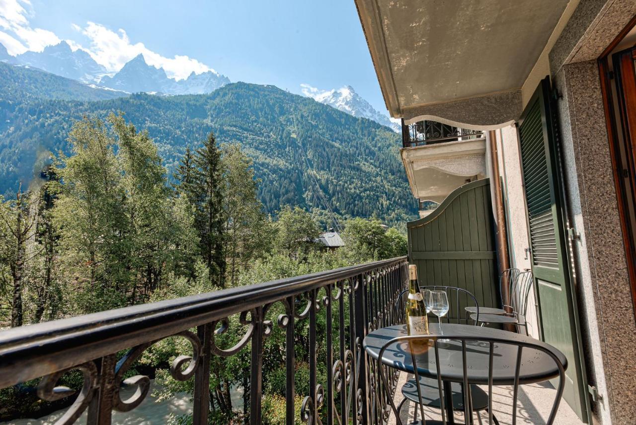 Apartment Cosmiques - Alpes Travel - Central Chamonix - Sleeps 4 المظهر الخارجي الصورة